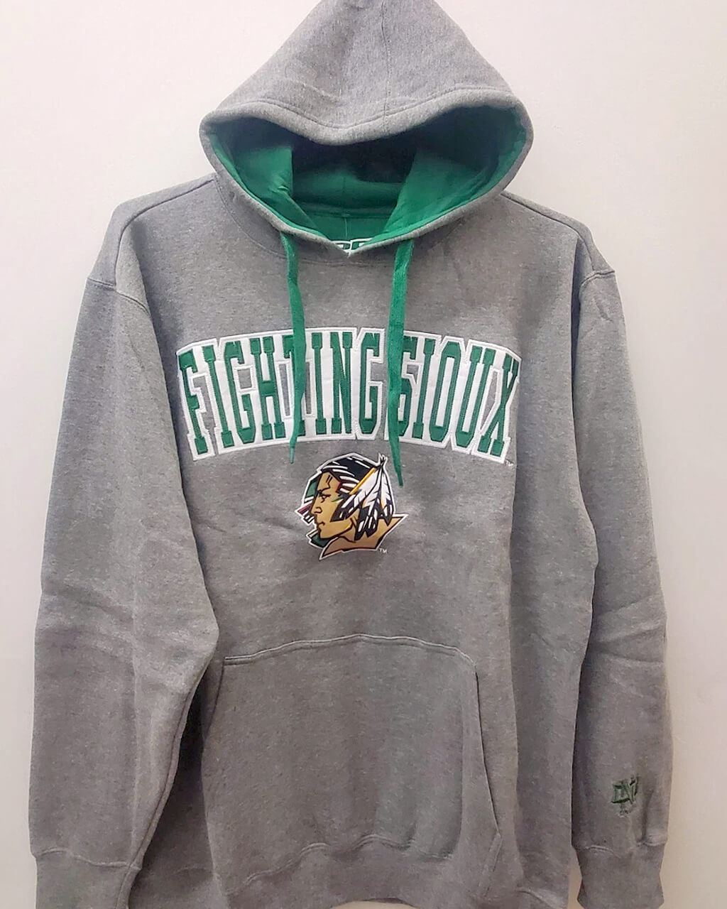 UND|  Fighting Sioux | Hooded Sweatshirt
