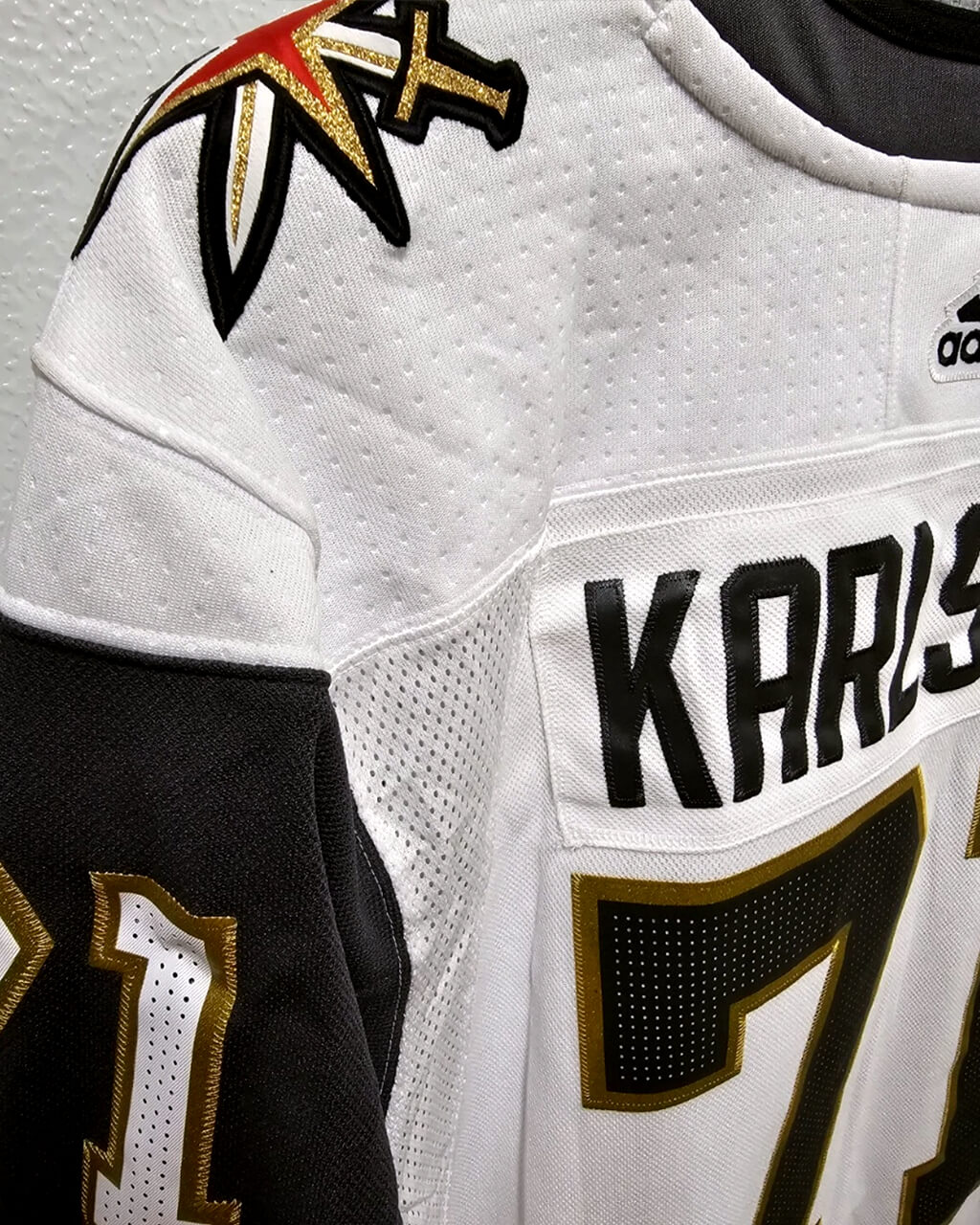 Las Vegas Golden Knights | William Karlsson | NHL Jersey